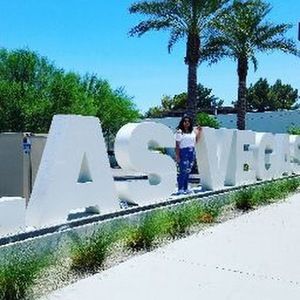 Meet your Posher, Dulce